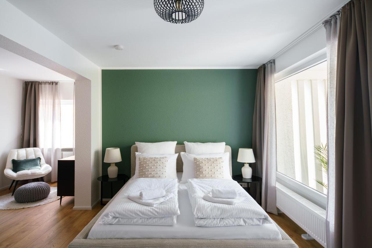 Staytona - Parkpl. - Balkon - Wlan - Netflix - Wfh Taunusstein Bagian luar foto