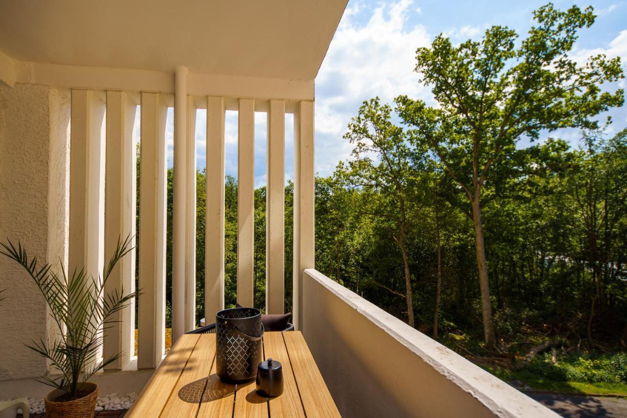 Staytona - Parkpl. - Balkon - Wlan - Netflix - Wfh Taunusstein Bagian luar foto
